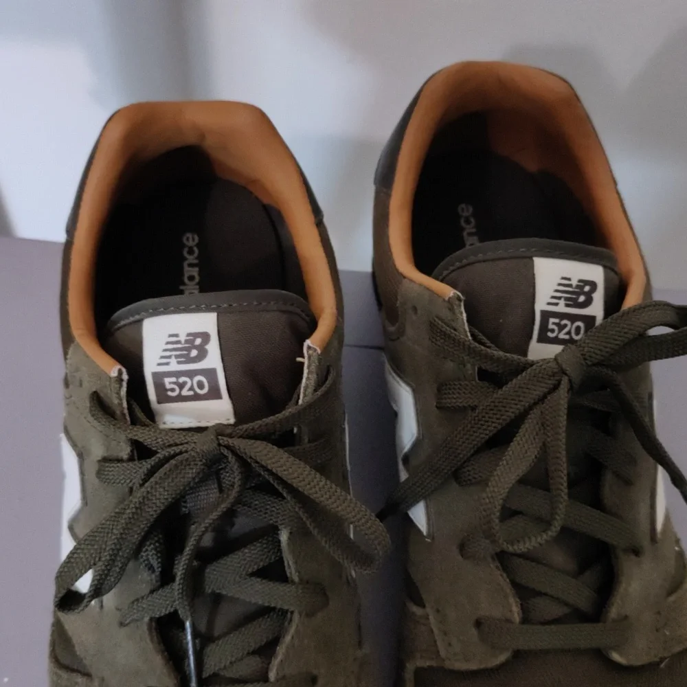 New Balance 520 in the Military Dark Triumph/Brown Sugar colorway. - Picture 3 of 13